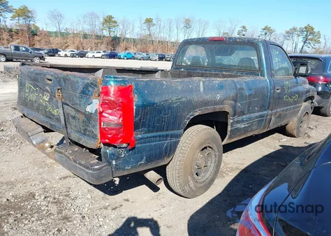 1999 Dodge Ram 1500 St/Ws z USA, uszkodzony, nr VIN 1B7HC16X7XS290319